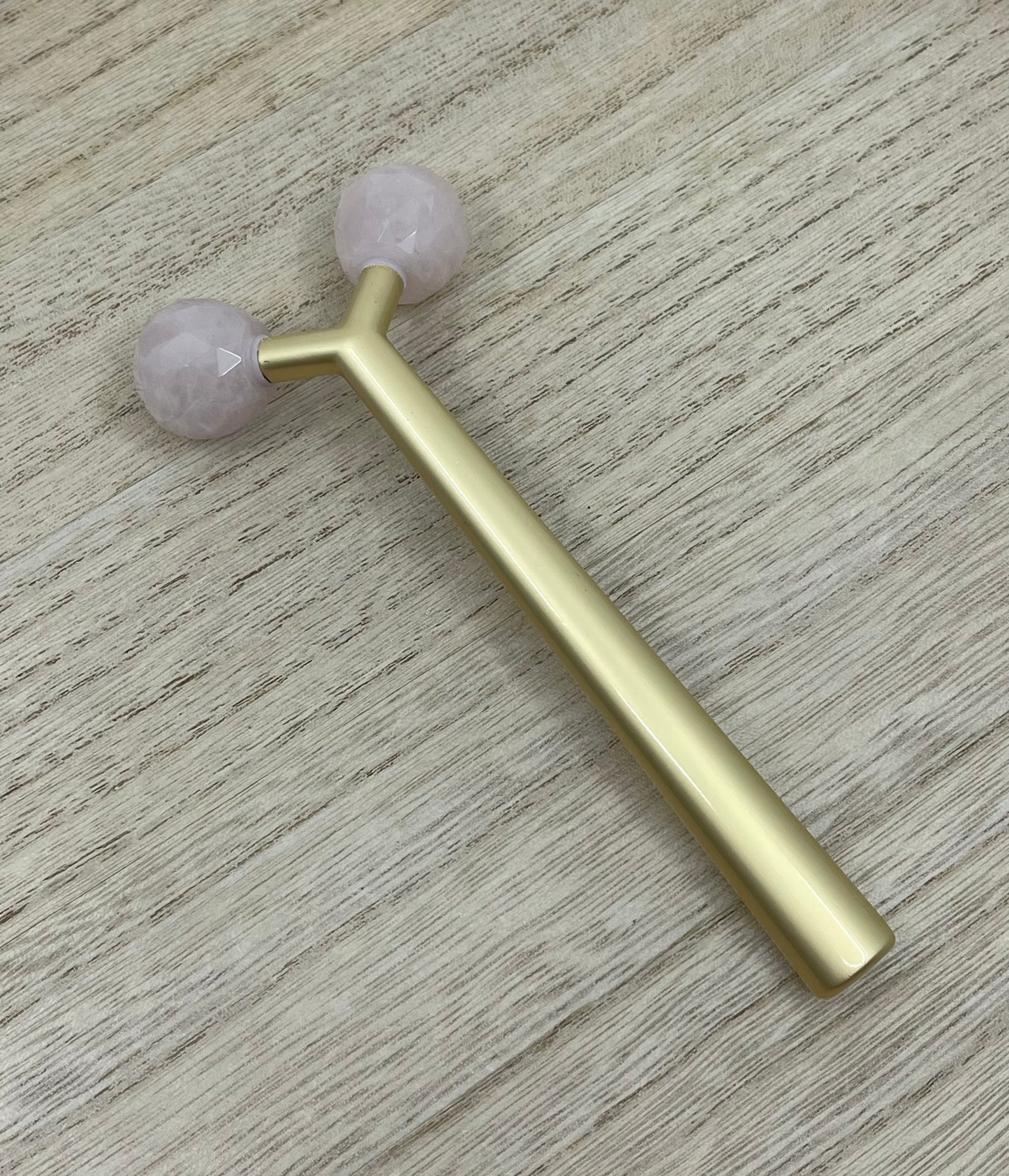 Rose Quartz Deluxe Face Roller