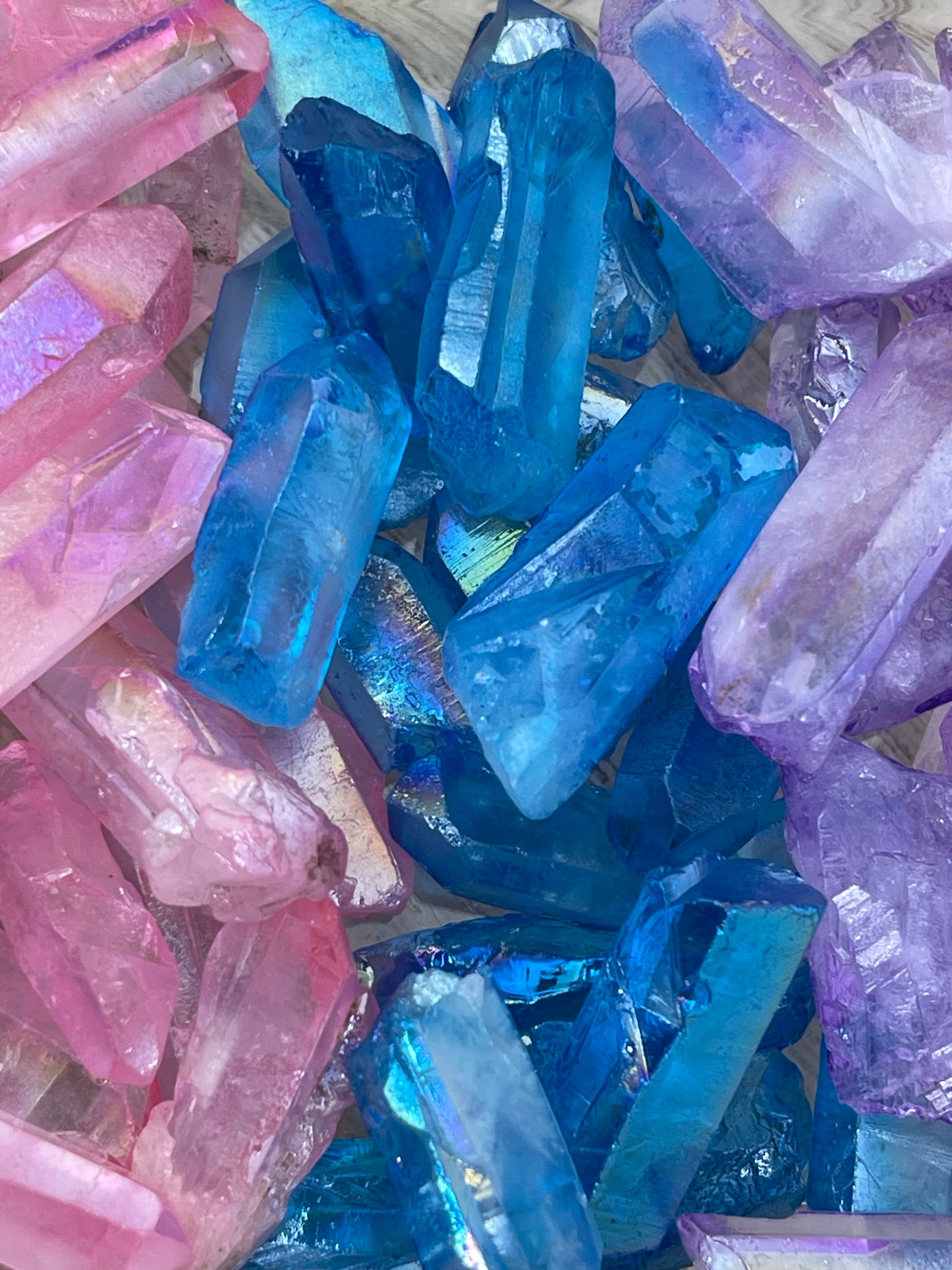 Aura Clear Quartz Mini Raw Points
