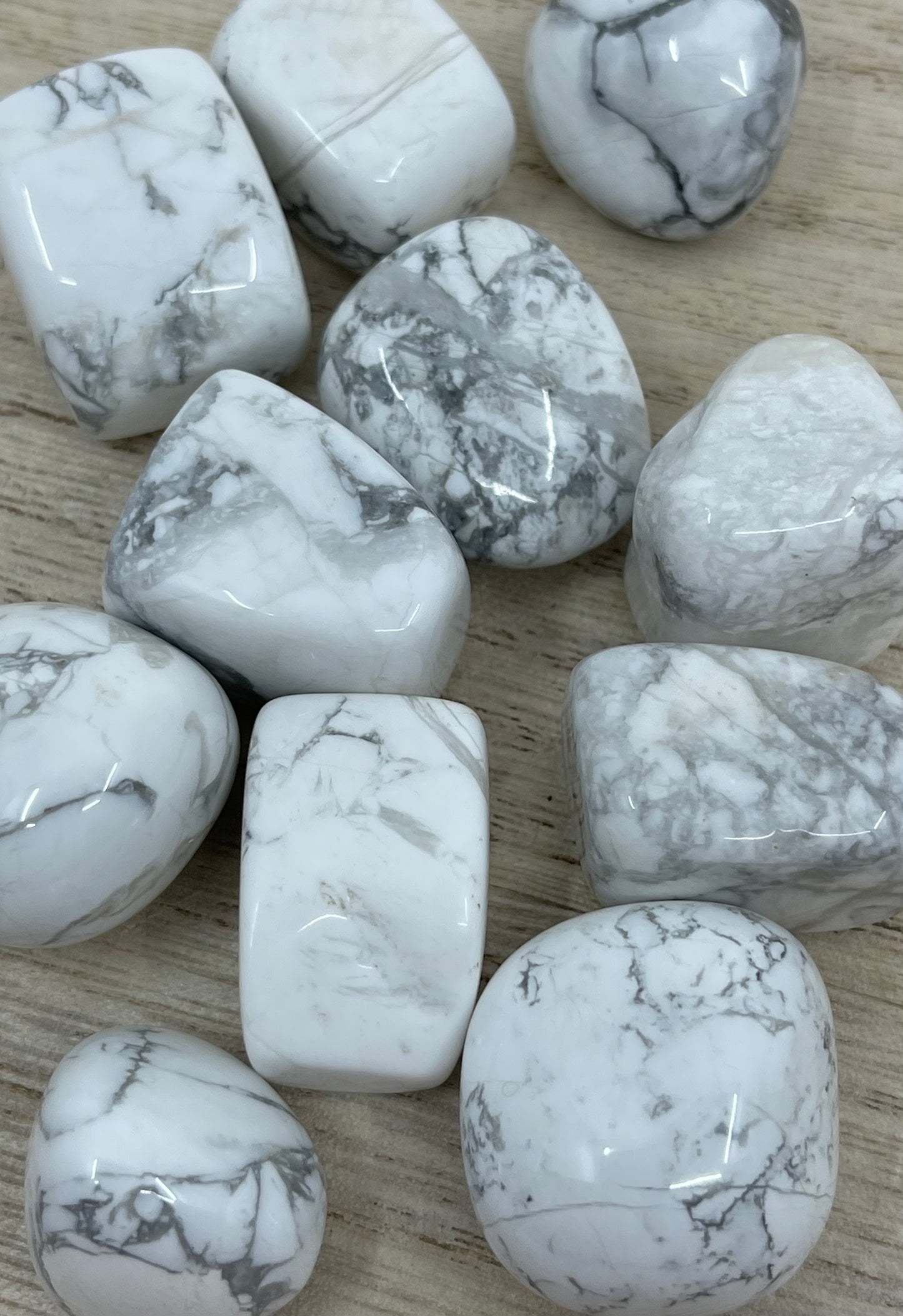 Howlite Tumble (Style #2)